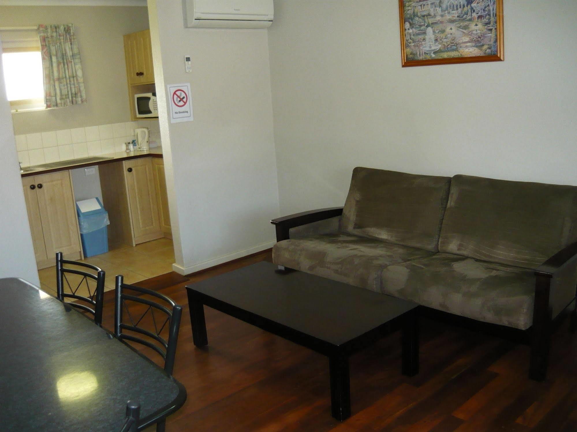 อัลบานี อพาร์ตเมนท์ Apartment แอลบานี ภายนอก รูปภาพ