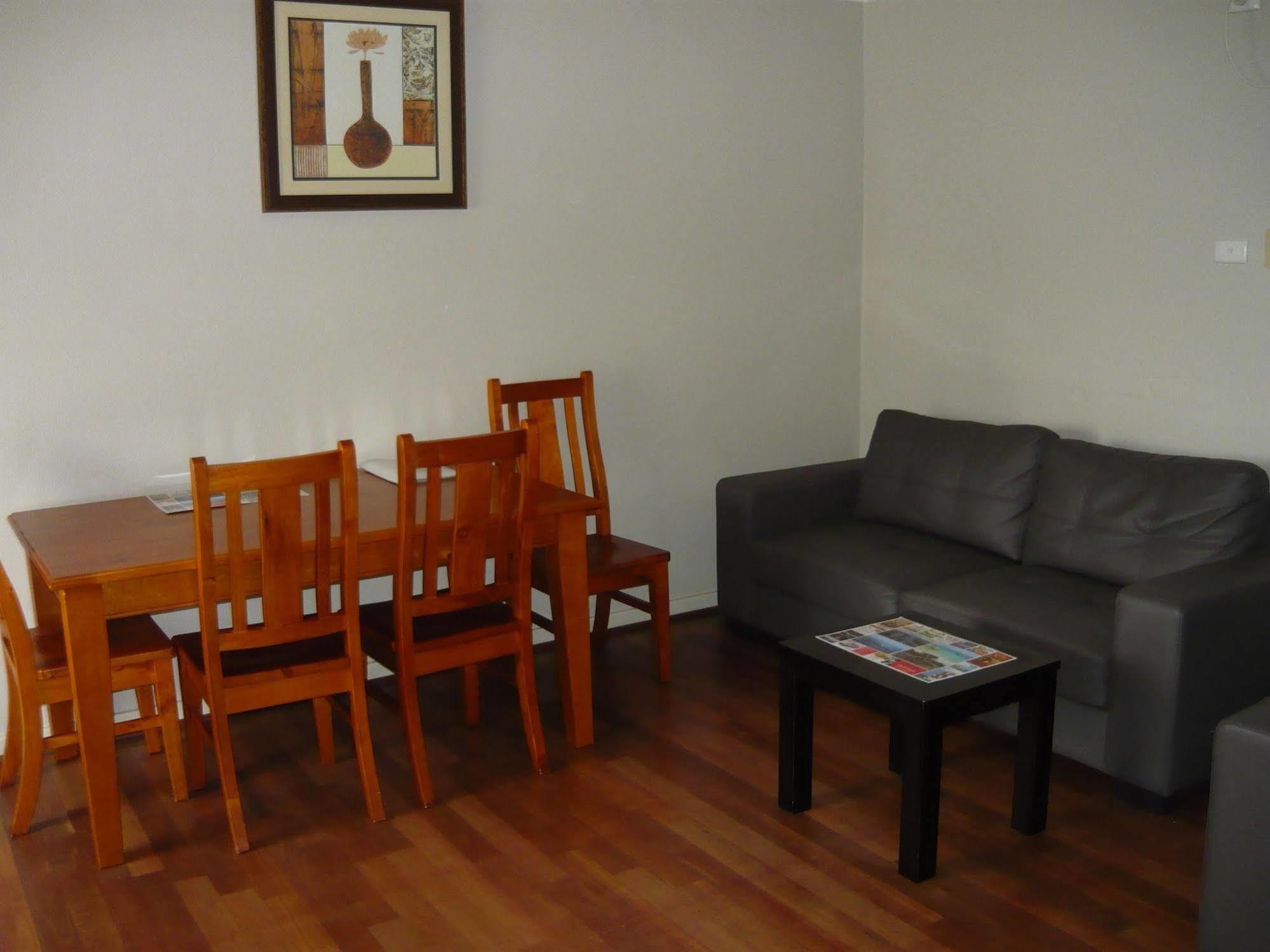 อัลบานี อพาร์ตเมนท์ Apartment แอลบานี ภายนอก รูปภาพ